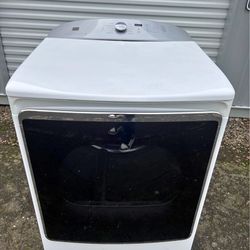 Dryer Kenmore  in excellent condition🔥