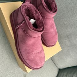 Ugg 