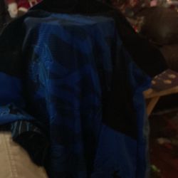 Men’s dress shirt, size large