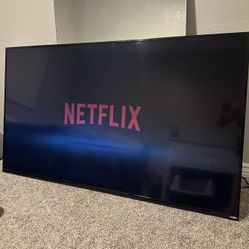 70” Vizio Flat Screen Smart TV 