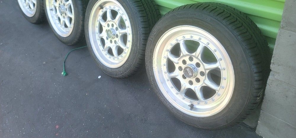 Wheel 15 4 Lugs universal