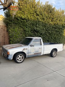 1984 Nissan Pickup