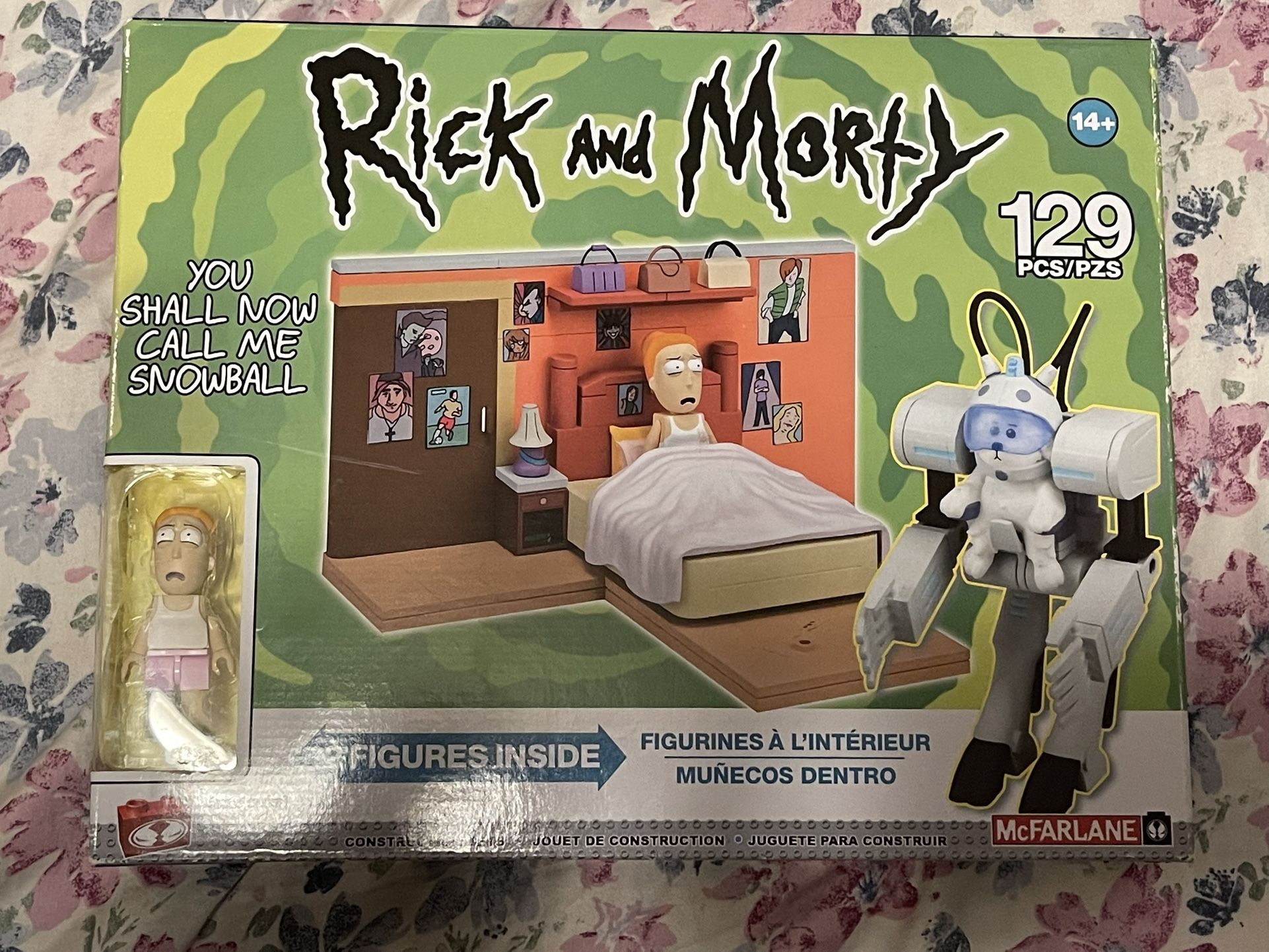 Ricky & Morty Lego 129 pieces & figures inside / Brand New
