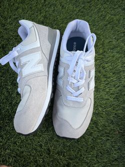 New Balance 574 Classic Sneakers Grey White Womens 6.5