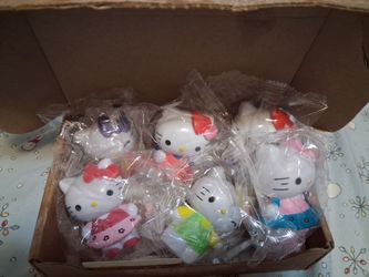 6 hello kitty's individually wrapped each comes with a hello kitty sticker