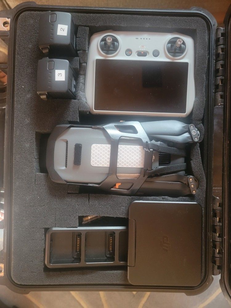 DJI Mavic 3 Pro Fly More With Hard Case And RC