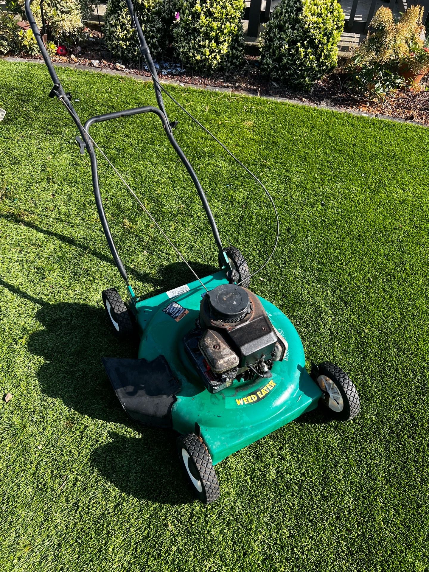 Push mower runs good