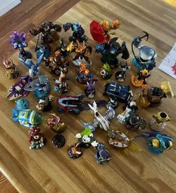 Skylanders (read description)