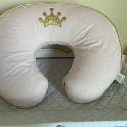 Boppy Lux