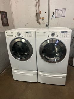 LG WASHER AND DRYER