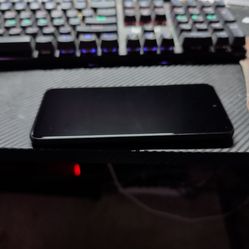 Moto G Power 2023 128g 4g ram Simple mobile/tracfoneWalmart phone