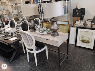 Nice Desk