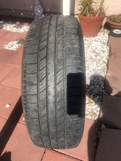 235/60/18 uniroyal Laredo