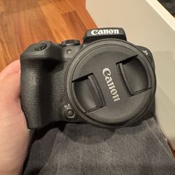 Canon R10 Kit 18-45mm