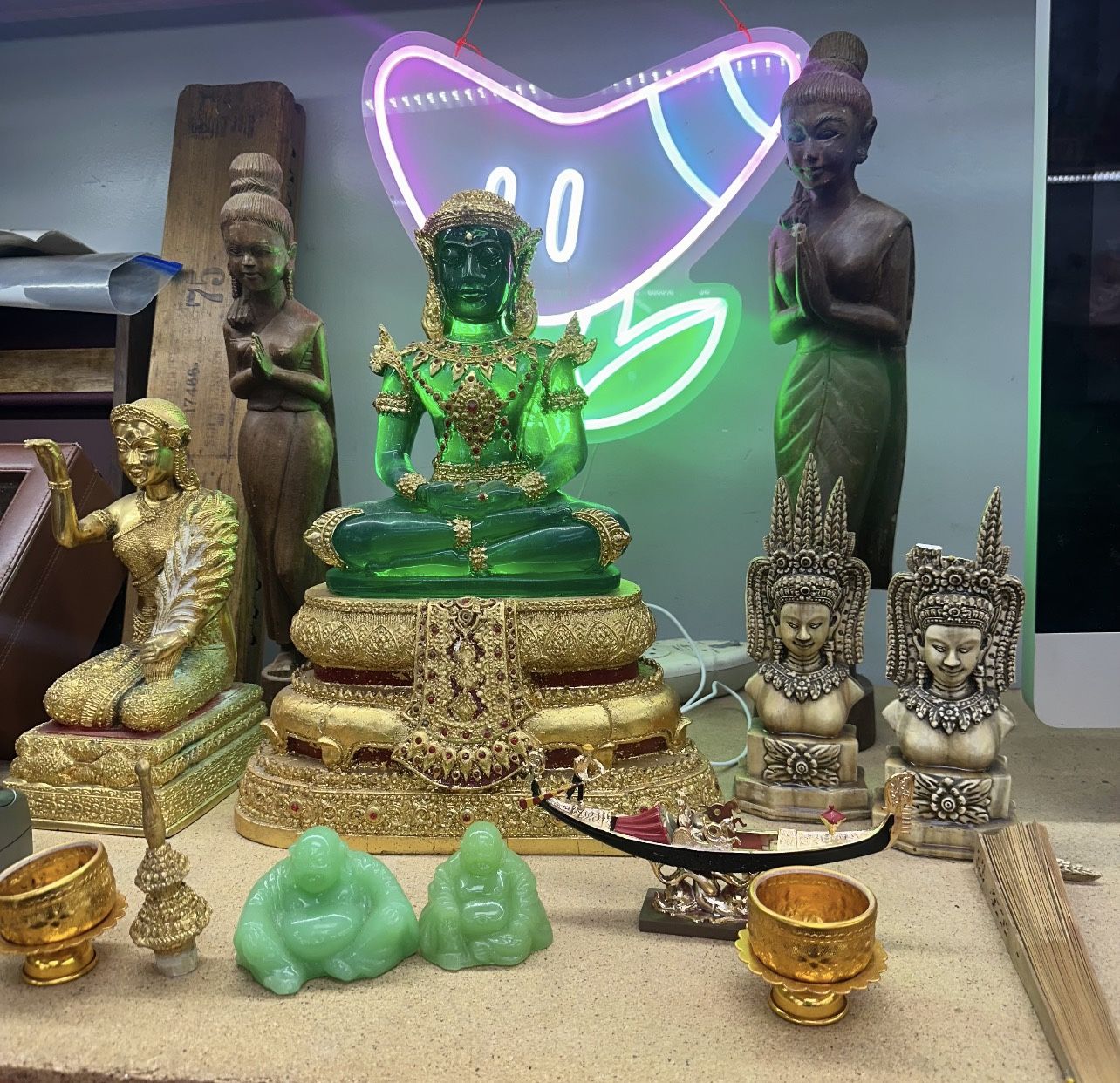 Buddha Statue Set