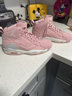 Woman Size 9 Shoes
