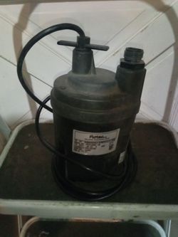 Submergible water pump