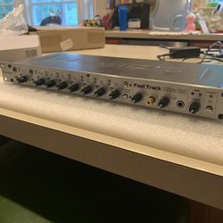 M-Audio Fast Track Ultra 8R USB 8x8 Audio Recording Interface