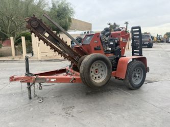 2019 Ditch Witch Cx24 Trencher 