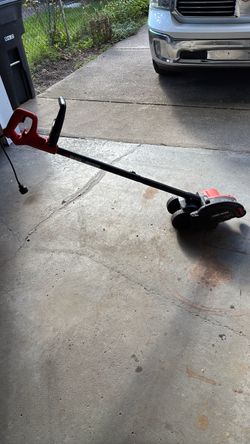 Black & Decker lawn edger