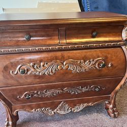 Bombay Commode Chest