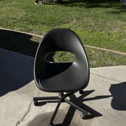 IKEA BLACK SWIVEL DESK CHAIR