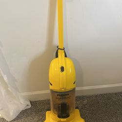 Eureka widetrack superlite vacuum