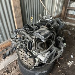 QR25DE Nissan 4Cylinder Engine 