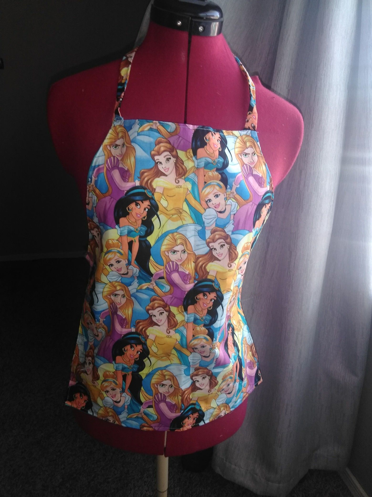 Princess apron girl