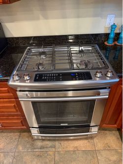 Electrolux 30in gas range