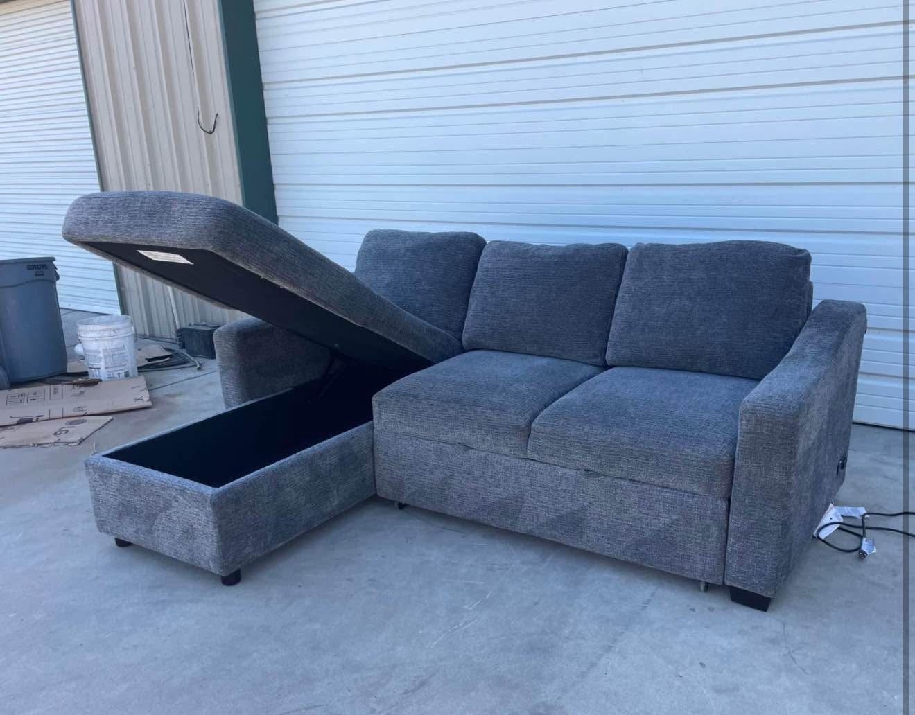 FABRIC SLEEPER SOFA WITH REVERSIBLE CHAISE