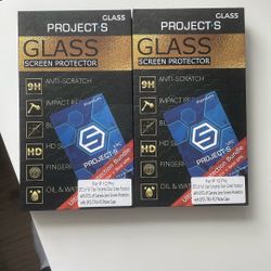2 Pack iPhone 12 Pro Screen Protectors And Case.