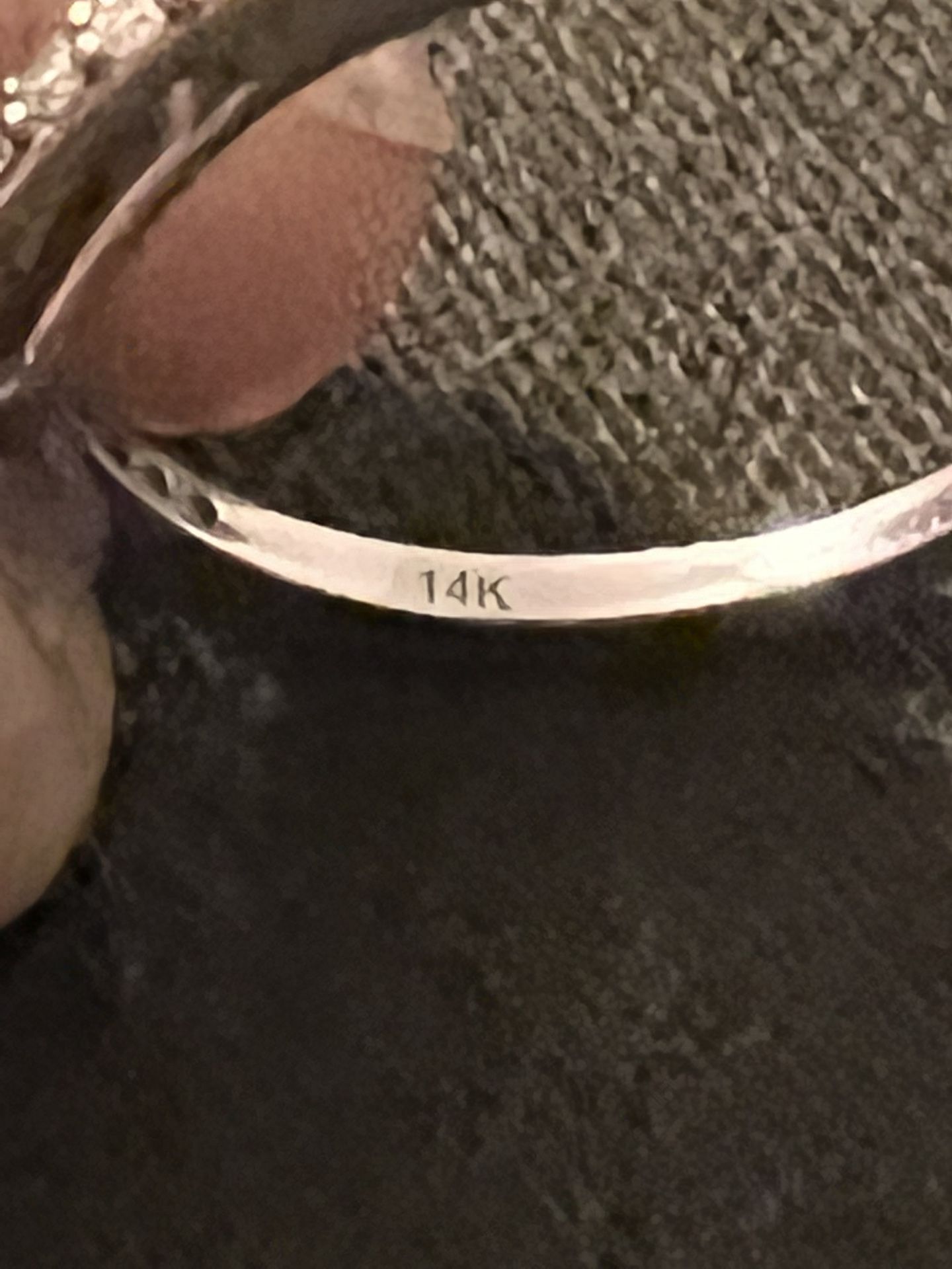 14k White Gold Band With A Total Of .3 Vvs2 Stones