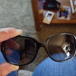 COACH SUNGLASSES