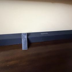Vizio 38” Soundbar with Bluetooth  And remote