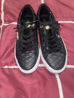Woman shoes