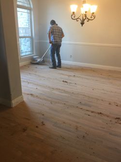 Hardwood floring pongo pisos de madera solida