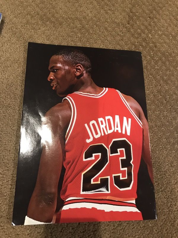 Michael Jordan Commemorative Magazines Newspapers Books I'm Back for Sale  in Grayslake, IL - OfferUp