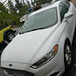 Ford Fusion 