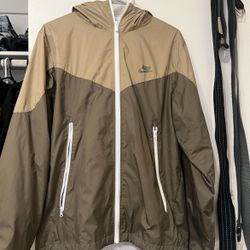 NIKE WINDBREAKER
