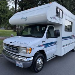 1998 Itasca Spirit Class C 27ft Low Miles 