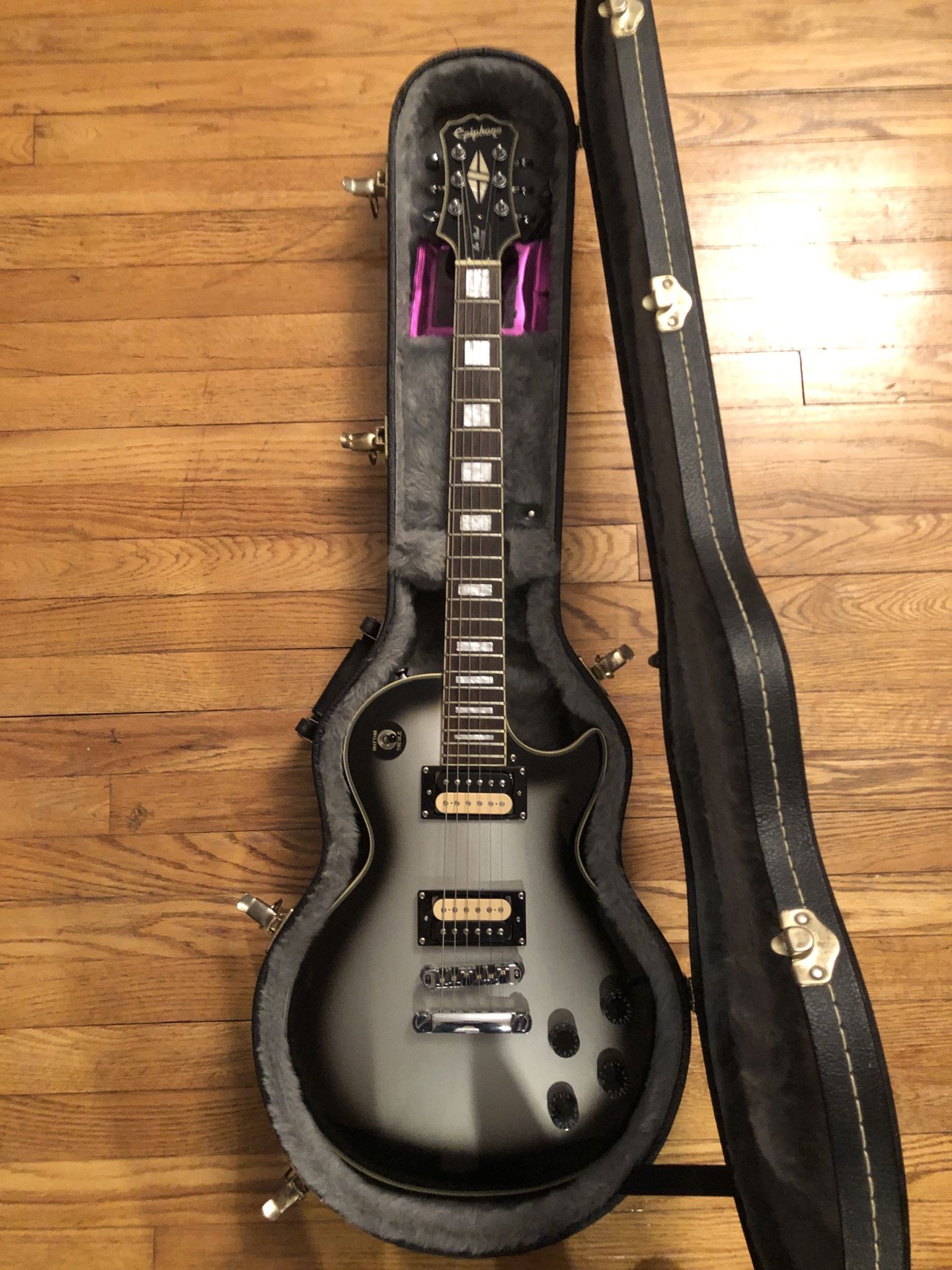 Epiphone Les Paul Custom Silverburst