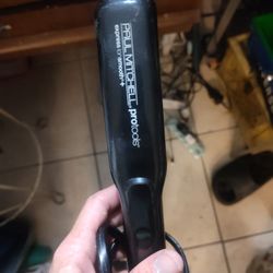Paul Mitchell Flat Iron