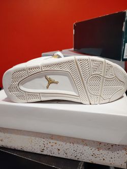 White and metallic gold