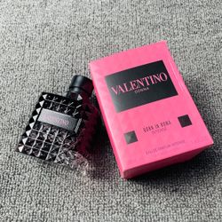 Woman’s Valentino Perfume 