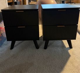 2 Black Nightstands