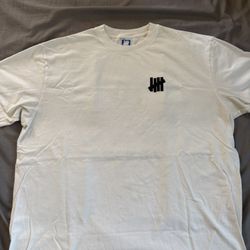 Undefeated Tee Shirt ( XXL )