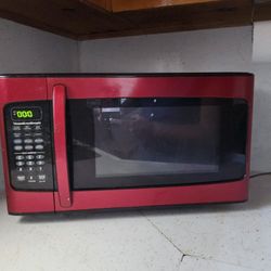 red microwave 