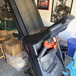 Sole F63 treadmill