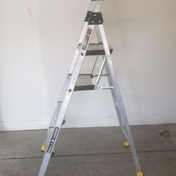 Step Ladder High Quality 5'7